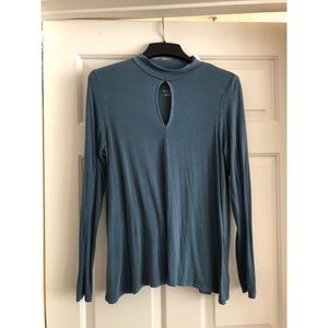 Americans Eagle Soft & Sexy Long Sleeve Keyhole T